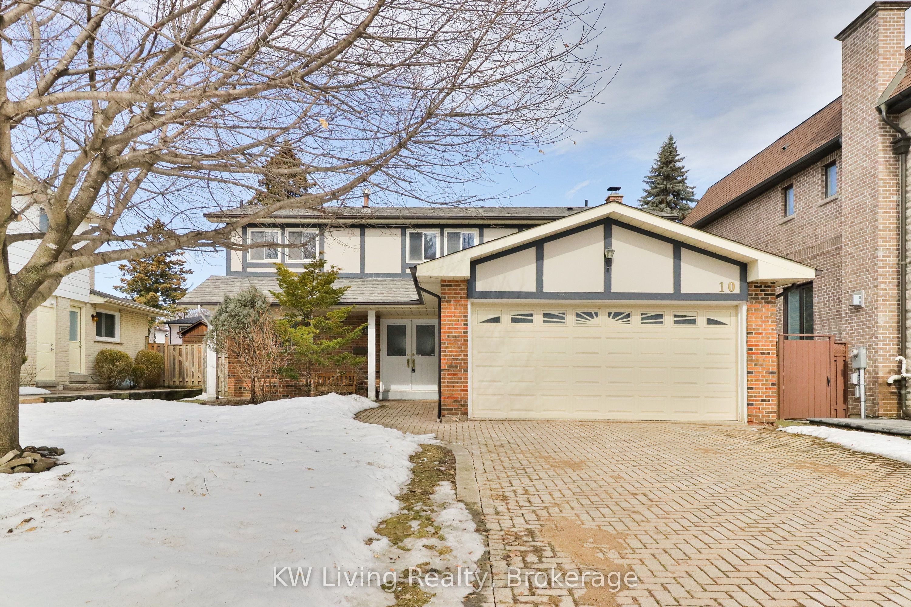 10 Liebeck Crescent, Markham, ON, L3R 1Y5