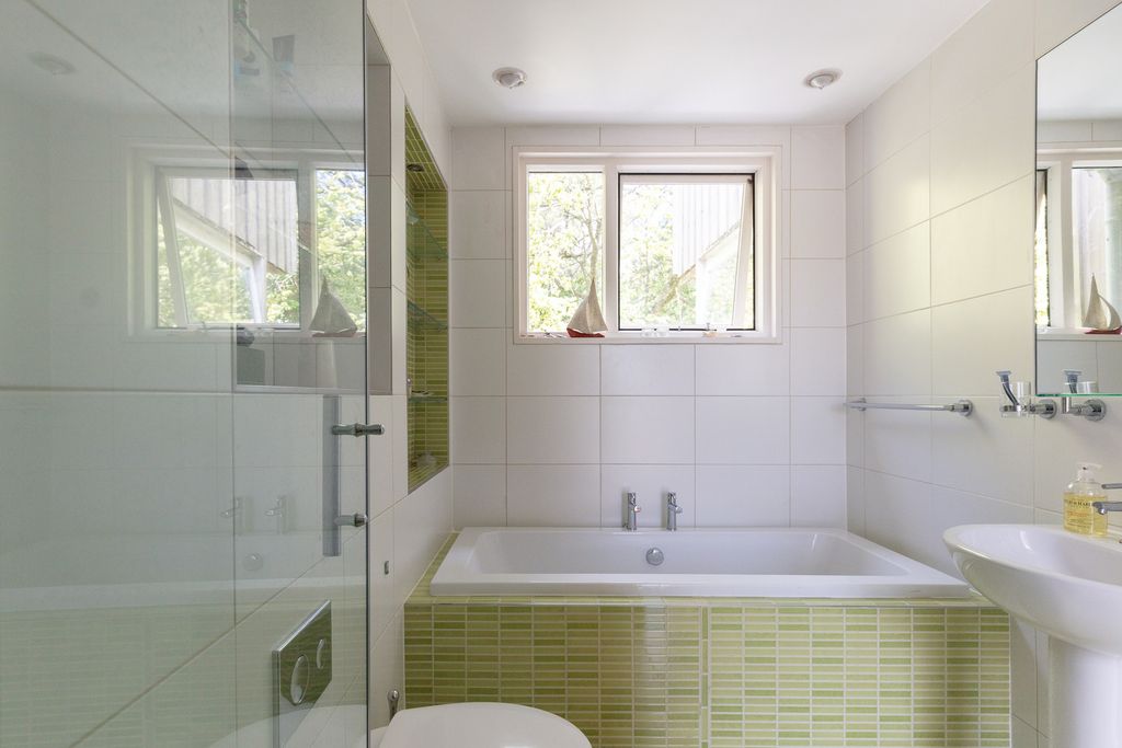 Additional image 22 of 6 bed detached house for saleWykeham Close, Southampton, Hampshire SO16