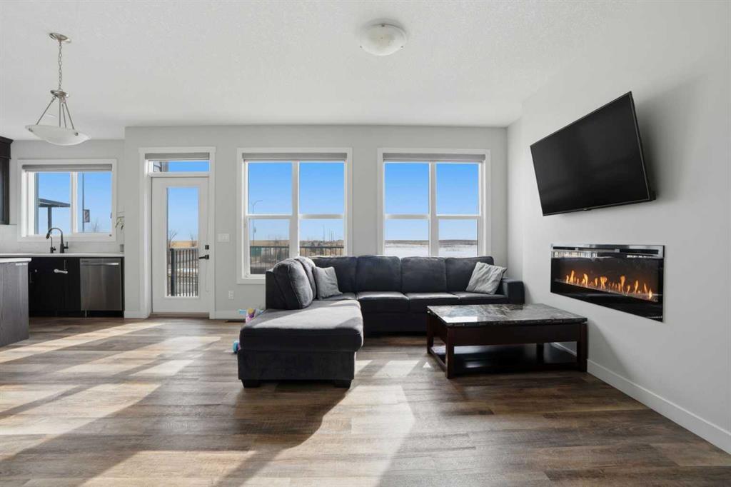 Additional image 6 of 111 Homestead Close NE, Calgary, AB, T3J 2H2