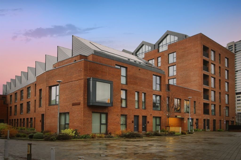 Additional image 10 of 1 bed flat for saleIronworks, David Street, Leeds LS11