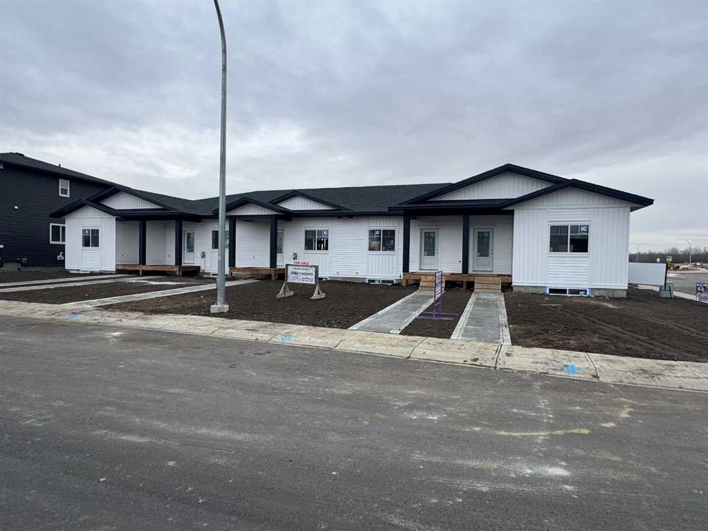 7 Gray Close, Sylvan Lake, AB, T4S 0W4