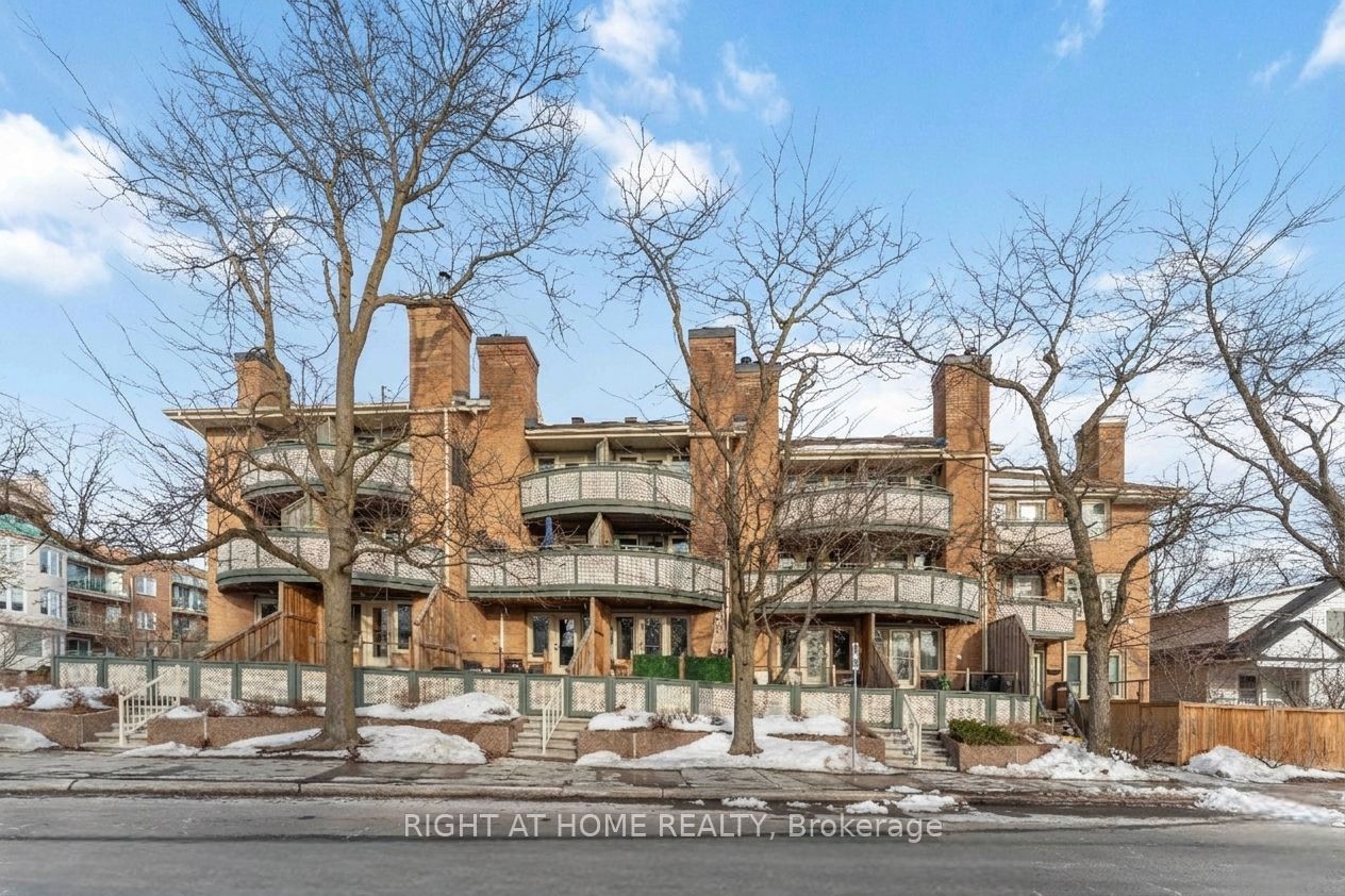 6-2 Columbus Avenue, Ottawa, ON, K1K 1R3