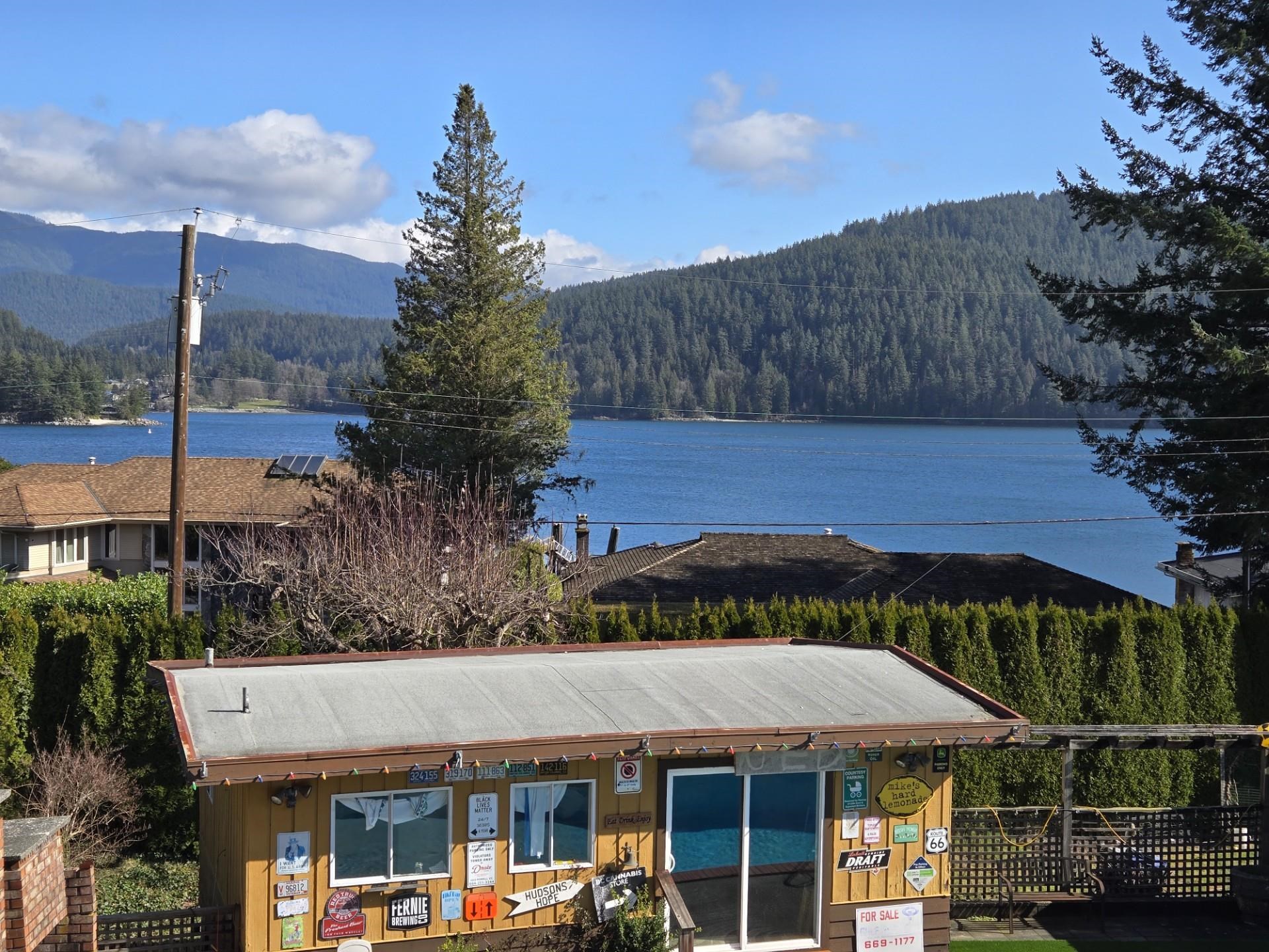 Additional image 3 of 534 Beachview Drive, North Vancouver, BC, V7G 1P9