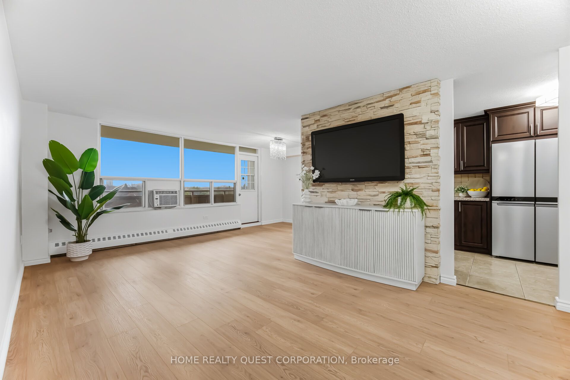 Additional image 4 of 605-3120 Kirwin Avenue, Mississauga, ON, L5A 3R2