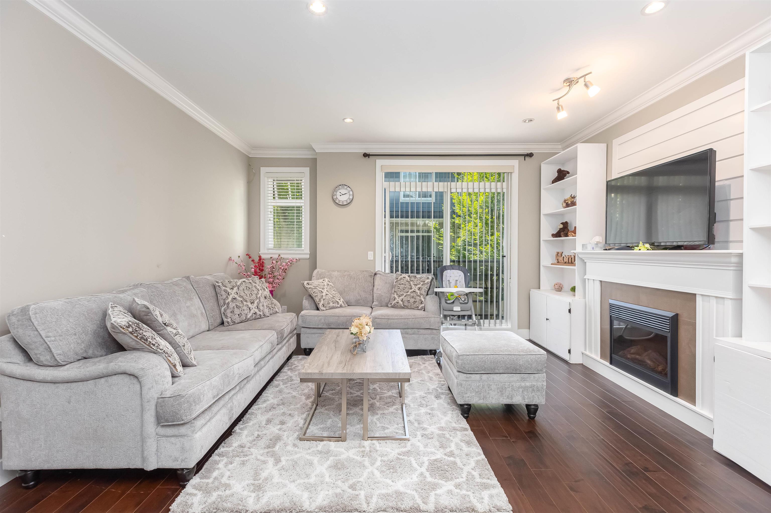 Additional image 2 of 64-6383 140 Street, Surrey, BC, V3W 0E9