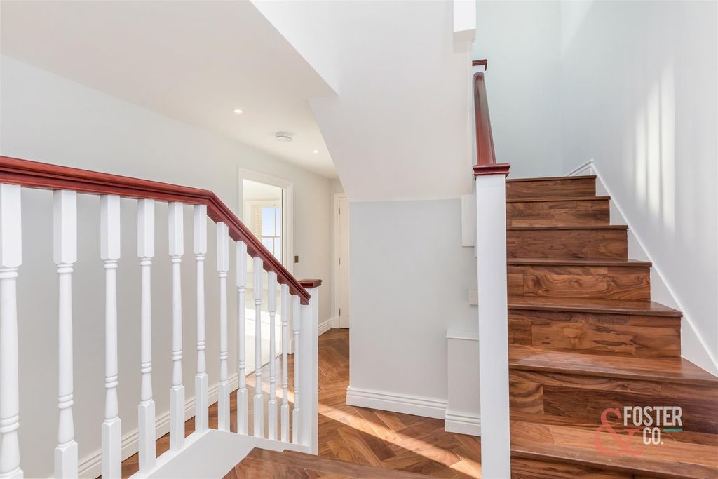 Additional image 10 of 4 bed flat for saleGrand Avenue, Hove BN3