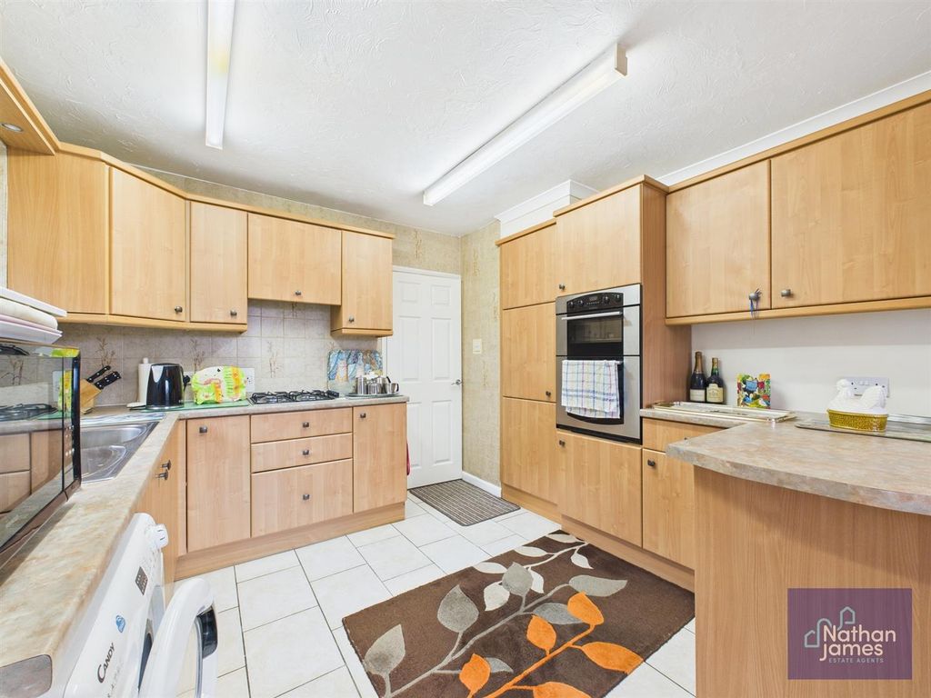 Additional image 4 of 4 bed detached bungalow for saleCastle Lea, Caldicot NP26
