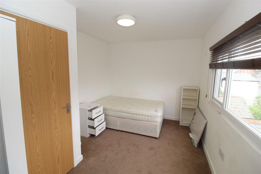 Additional image 8 of 7 bed property for saleRhymney Street, Cathays, Cardiff CF24
