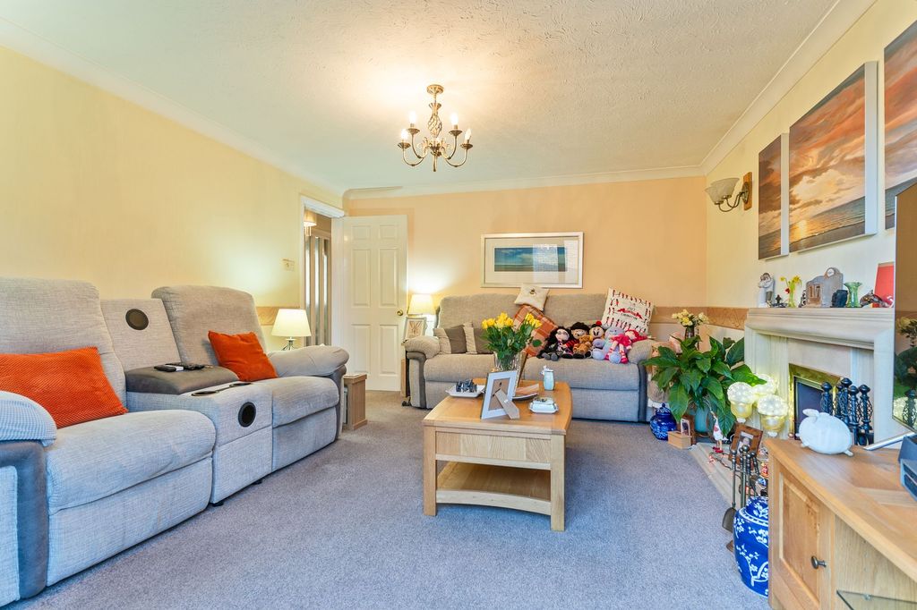 Additional image 4 of 4 bed detached house for saleFenner Brockway Close, Newport NP19