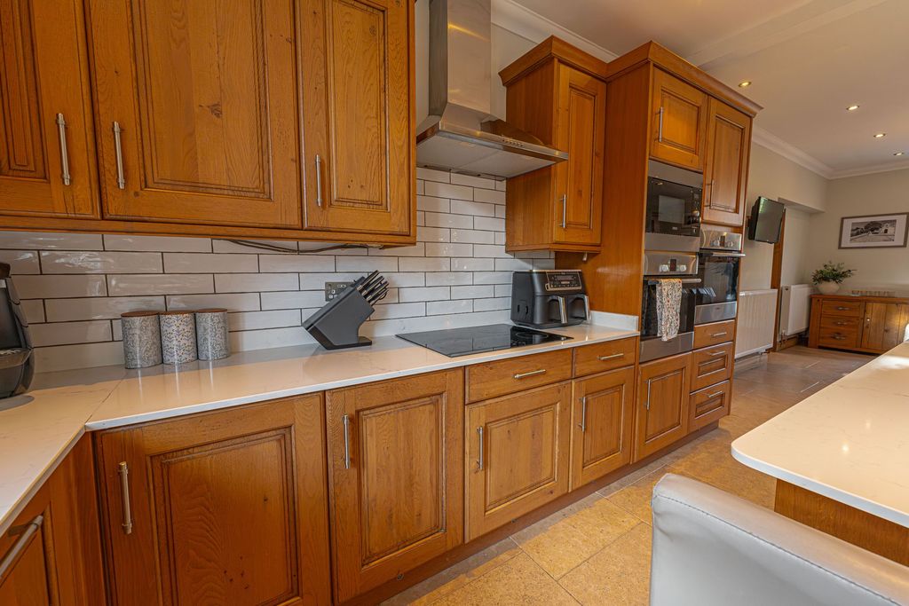 Additional image 6 of 6 bed detached house for saleMalpas Road, Newport NP20