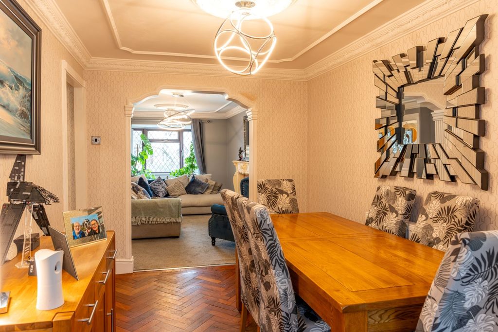 Additional image 9 of 4 bed detached house for salePennyfarthing Lane, Undy NP26