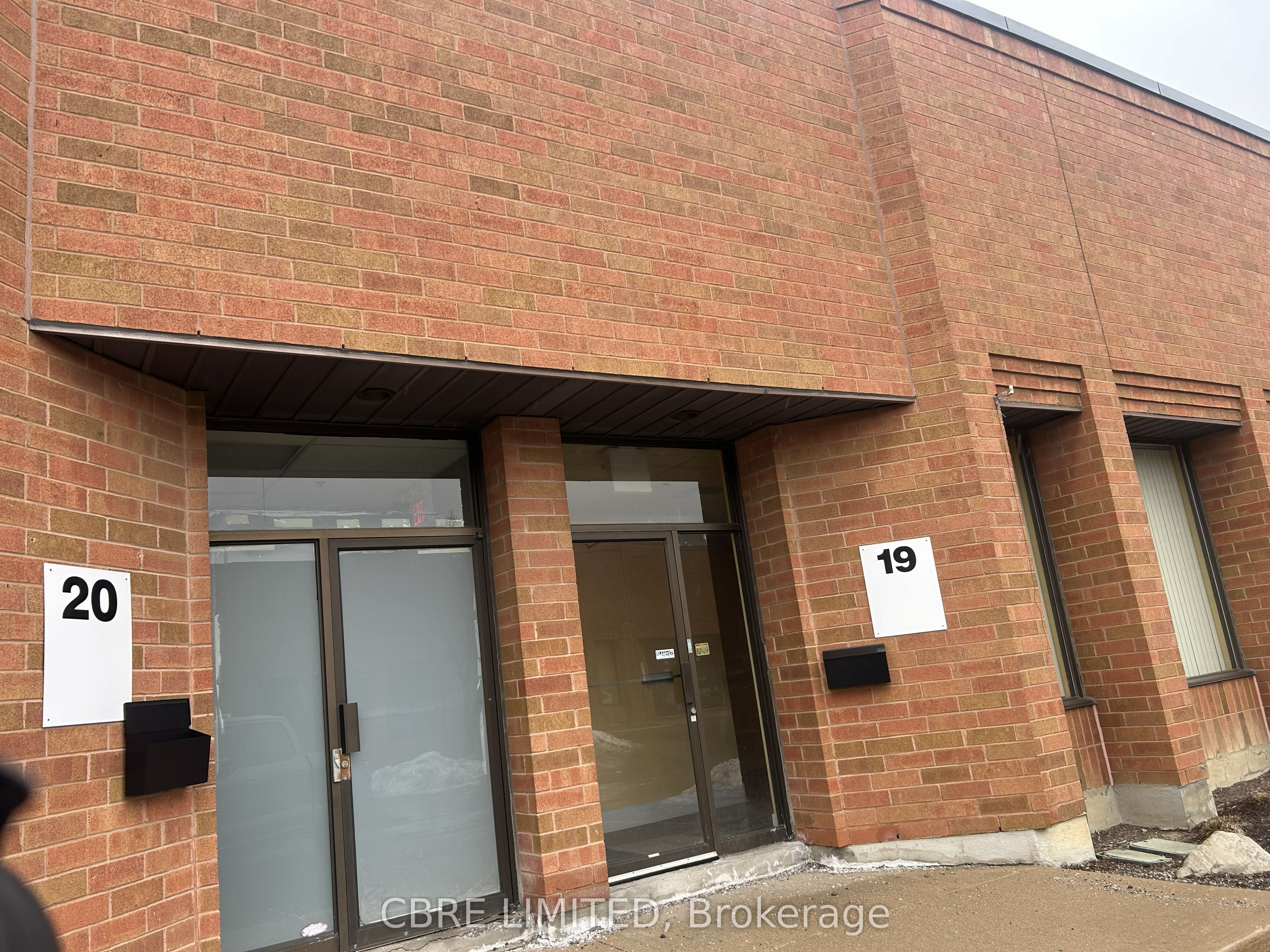 Unit 20-131 Citation Drive, Vaughan, ON, L4K 2S4