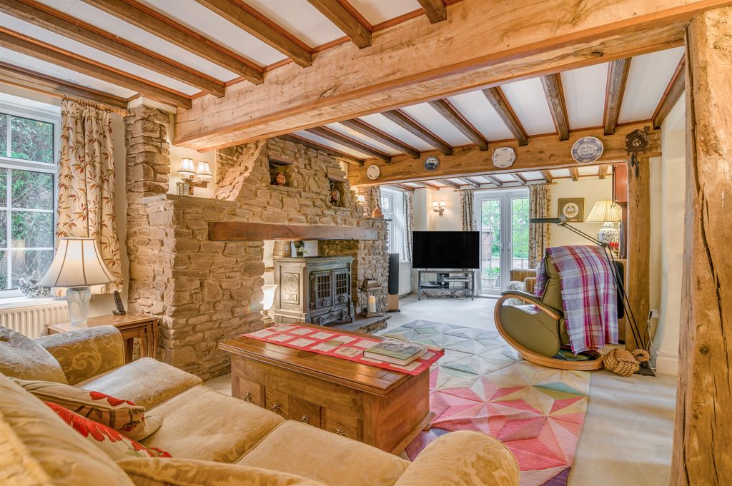 Additional image 4 of 4 bed detached house for saleLlanover, Abergavenny, Monmouthshire NP7