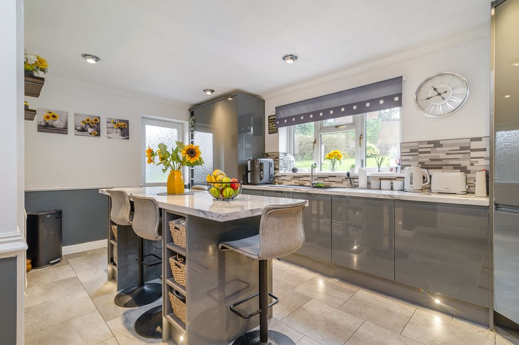 Additional image 7 of 4 bed detached house for saleTregarn Close, Langstone, Newport, Newport NP18