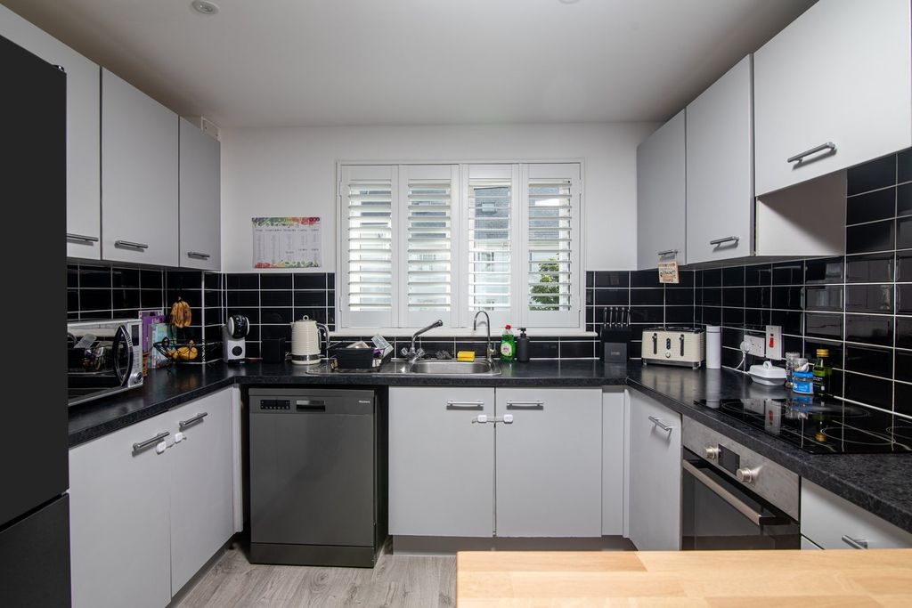 Additional image 6 of 4 bed terraced house for saleSt Johns Road, St Helier JE2