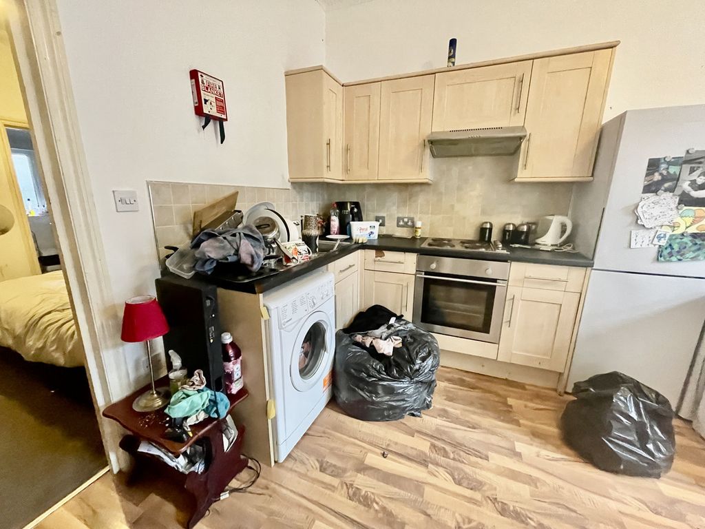 Additional image 8 of 6 bed block of flats for saleConnaught Road, Cardiff CF24
