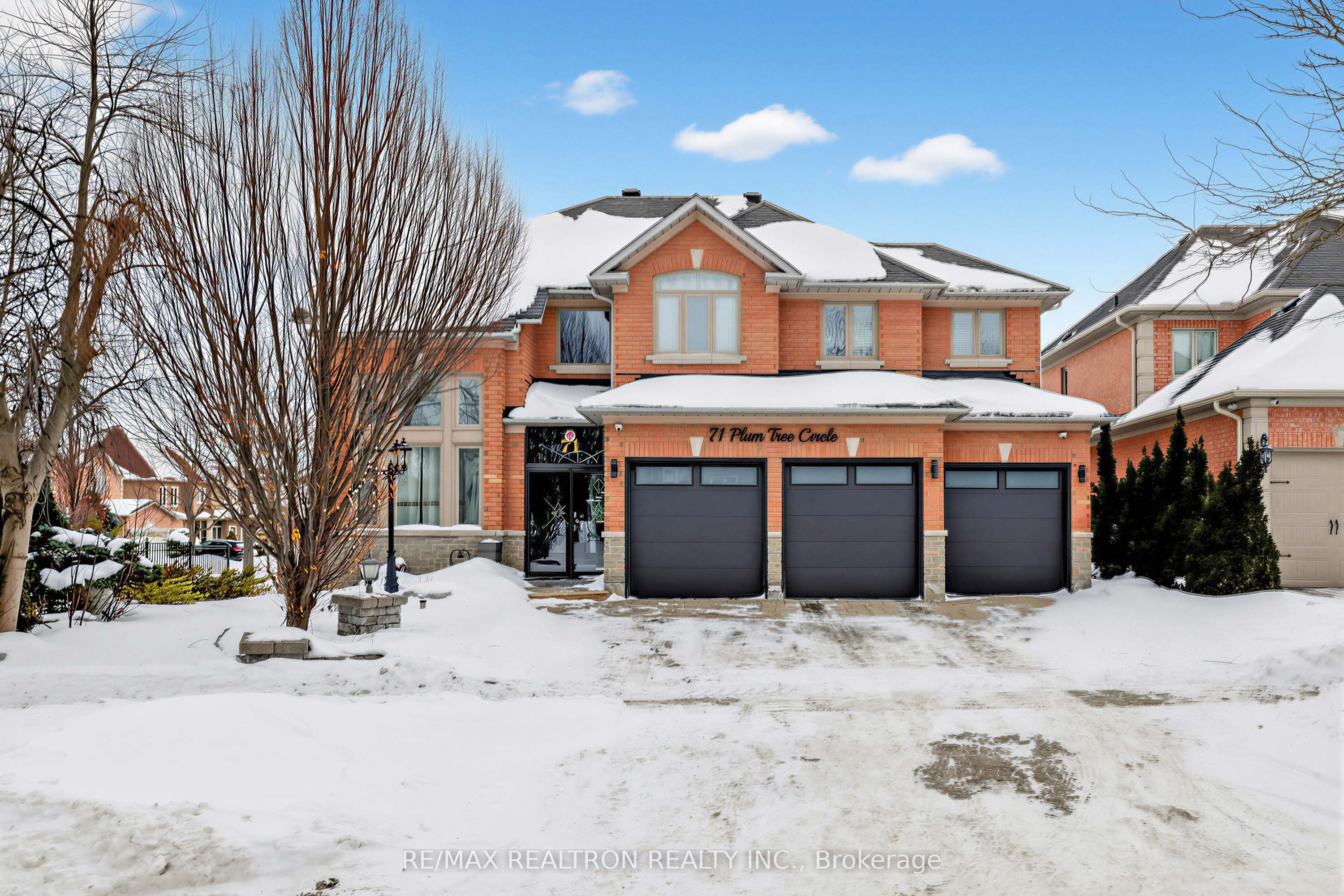 71 Plum Tree Circle, Markham, ON, L6C 1V9