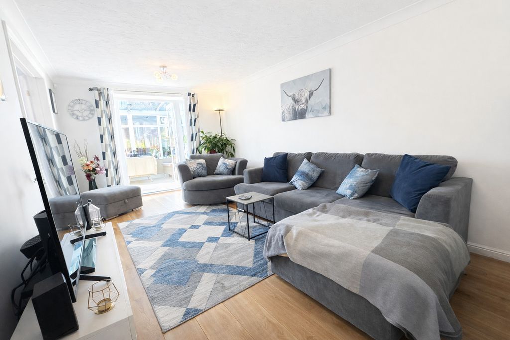 Additional image 3 of 4 bed detached house for saleKember Close, Cardiff CF3