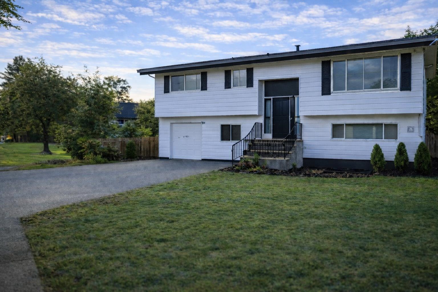9629 Broadway Street, Chilliwack, BC, V2P 5T7
