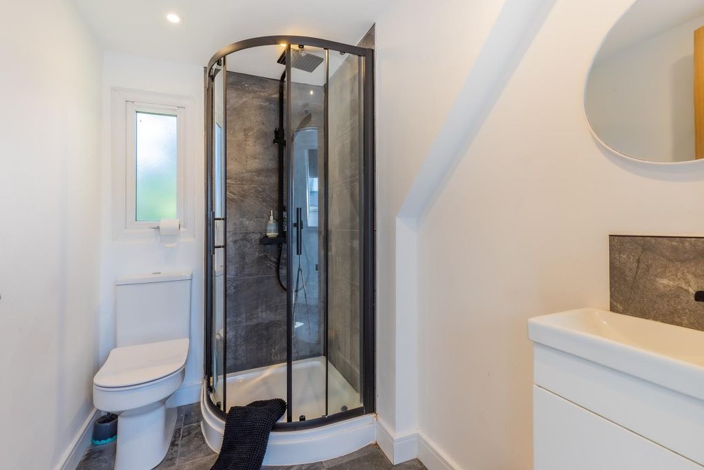 Additional image 6 of 4 bed detached bungalow for saleNewport Road, Rumney, Cardiff CF3