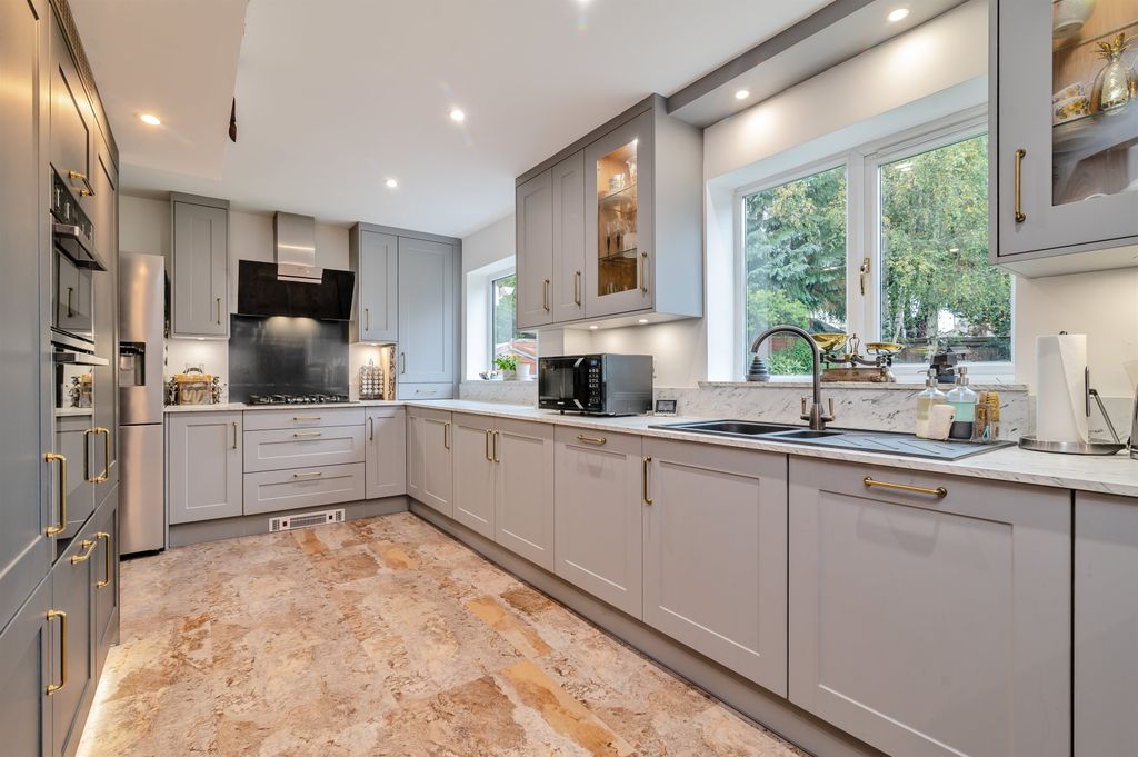 Additional image 2 of 4 bed detached house for saleCanon Lane, Caerwent, Caldicot, Monmouthshire NP26