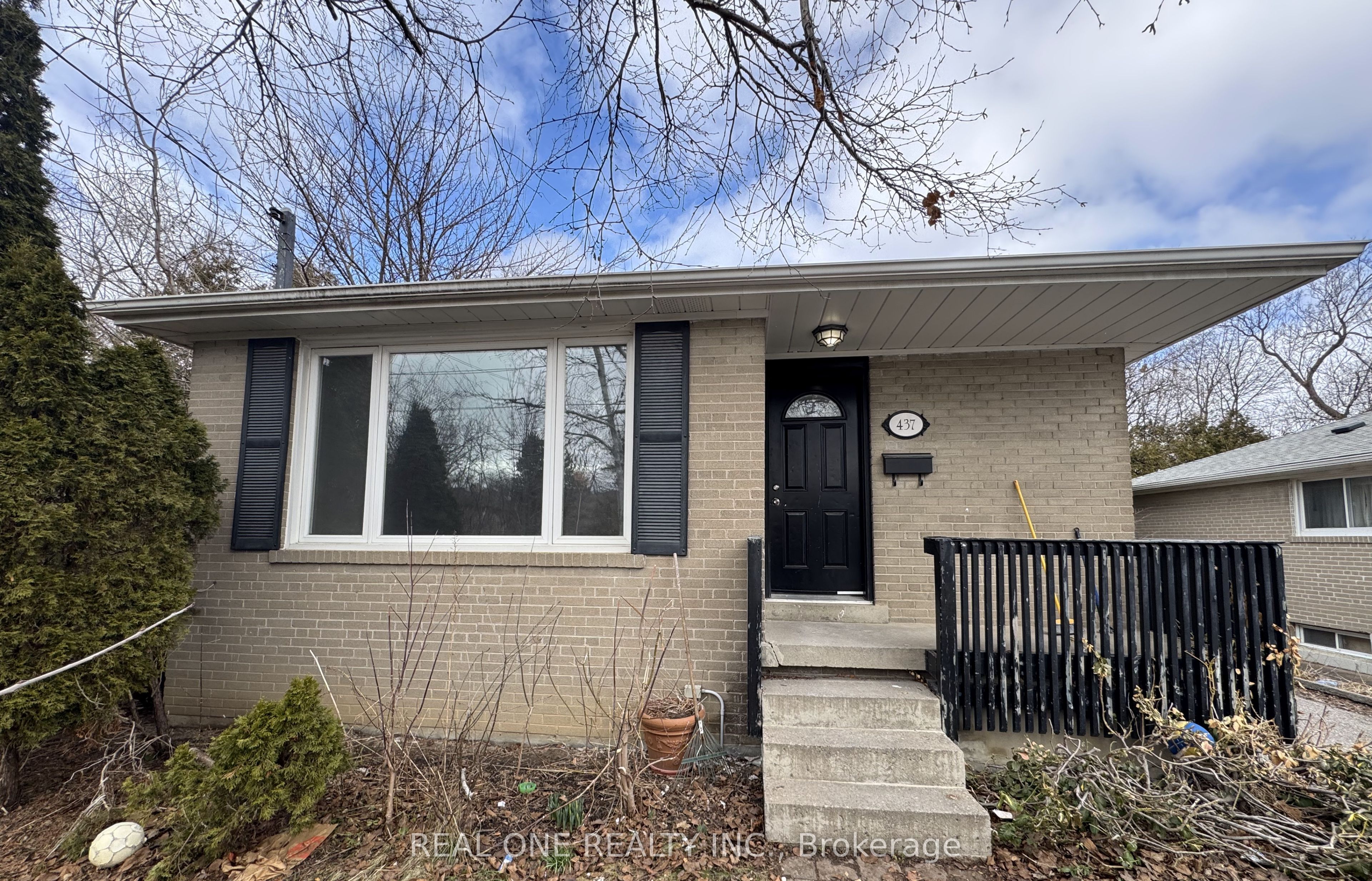 437 Taylor Mills Drive N, Richmond Hill, ON, L4C 2V1