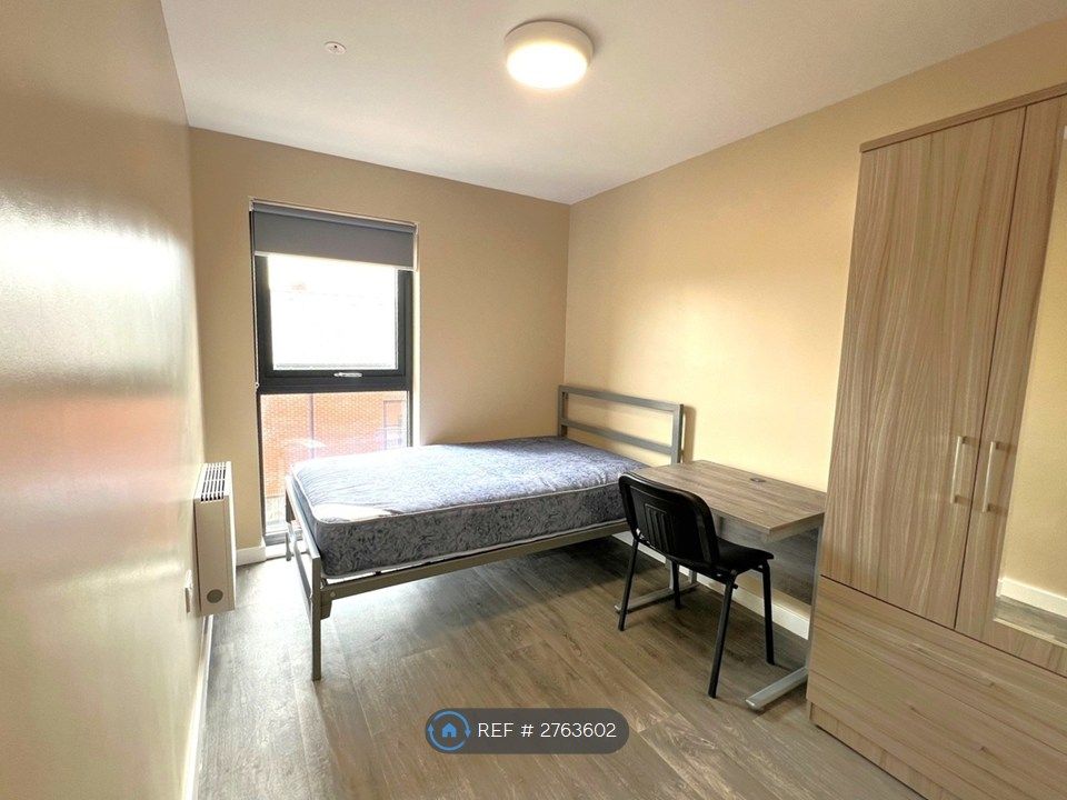6 bed flat to rentHepburn Road, Bristol BS2 photo 4