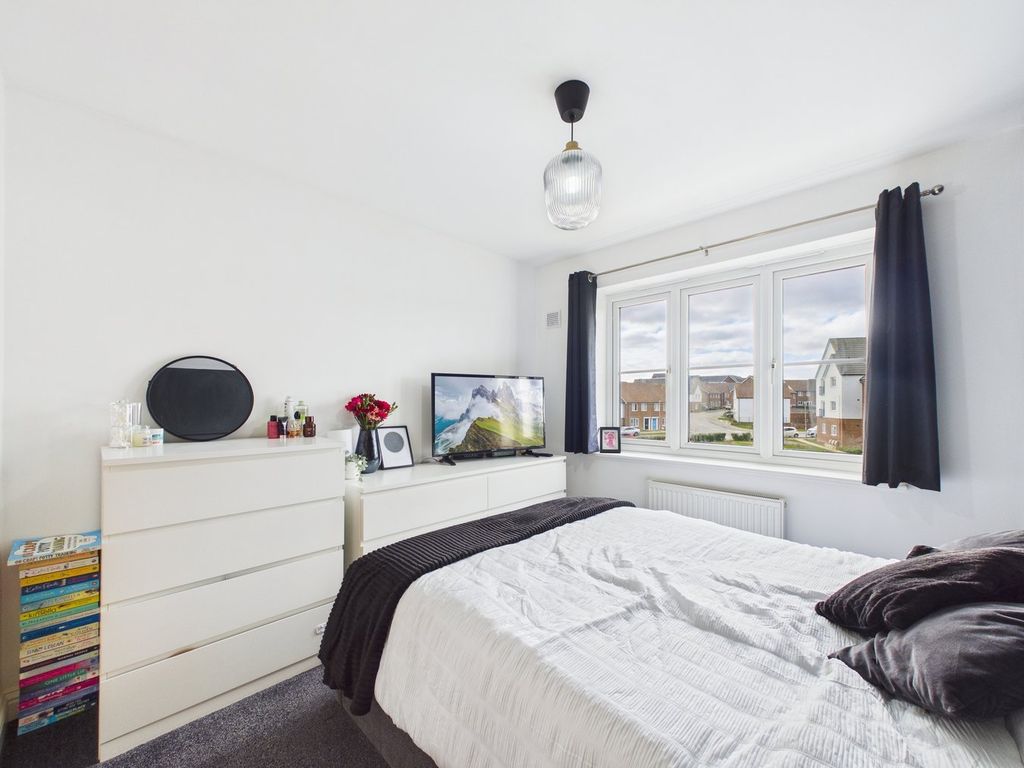 2 bed flat for saleWherry Close, Margate CT9 photo 4