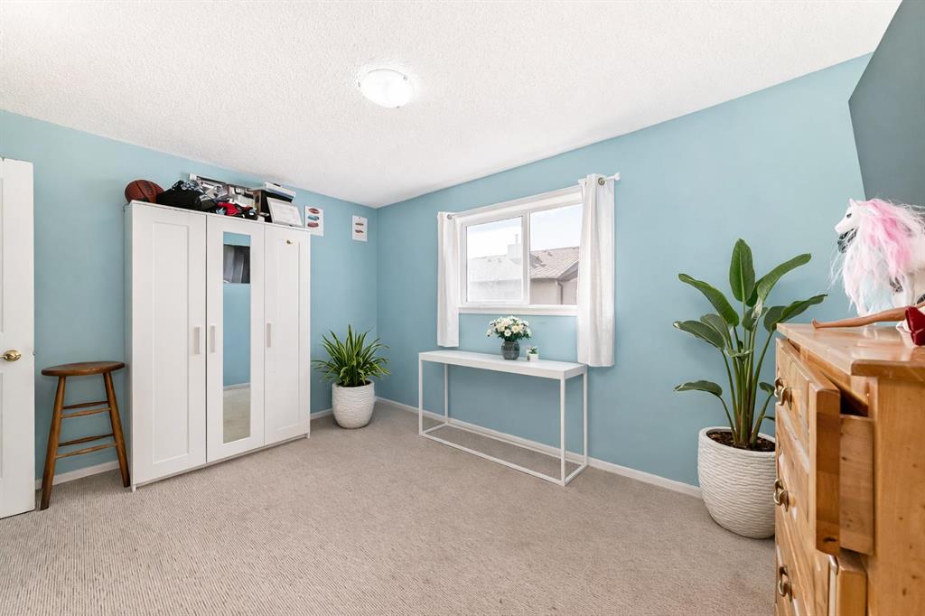 Additional image 6 of 115 Saddlebrook Point NE, Calgary, AB, T3J 0K3