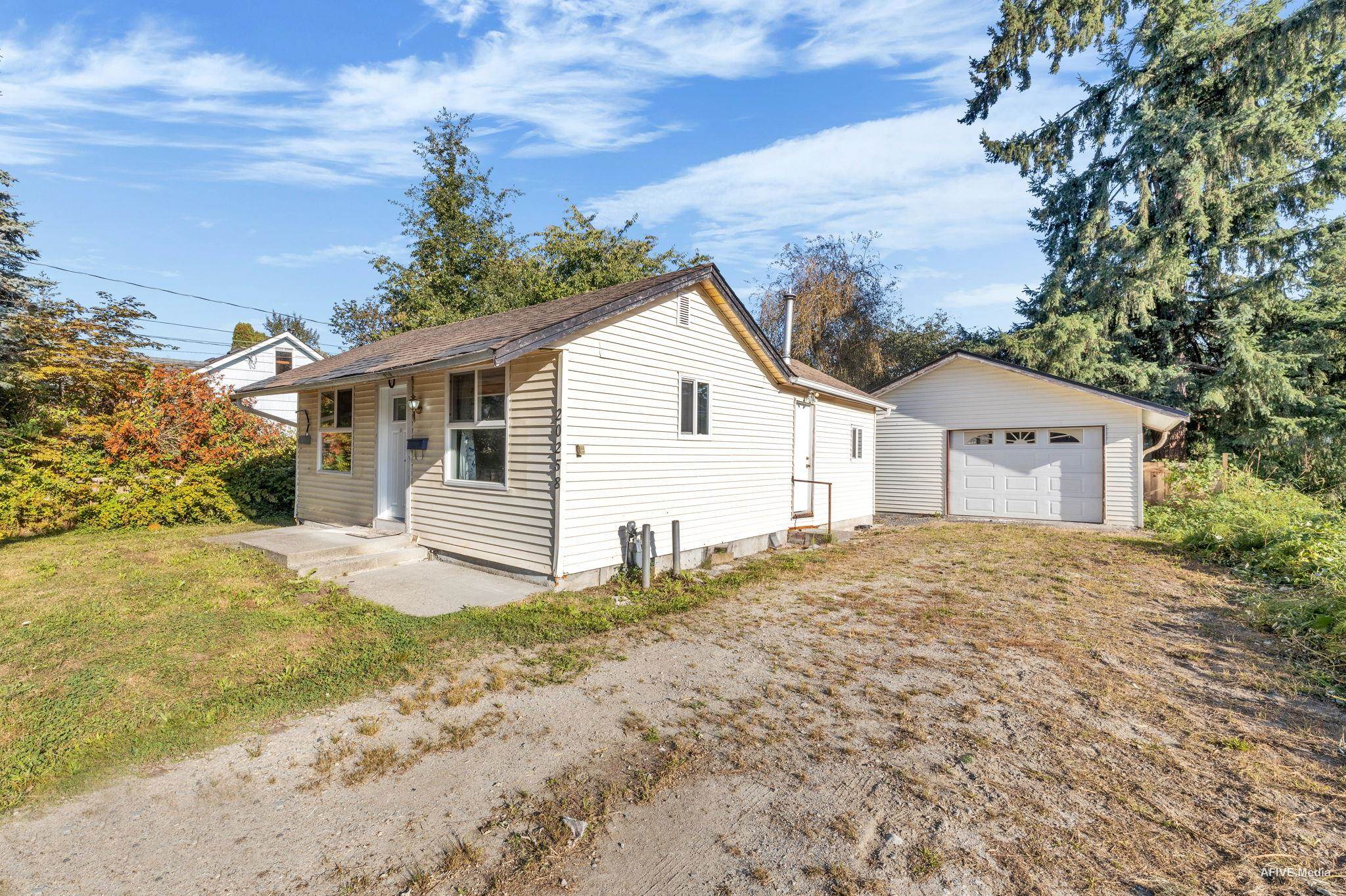 Additional image 2 of 20258 Ospring Street, Maple Ridge, BC, V2X 1K4