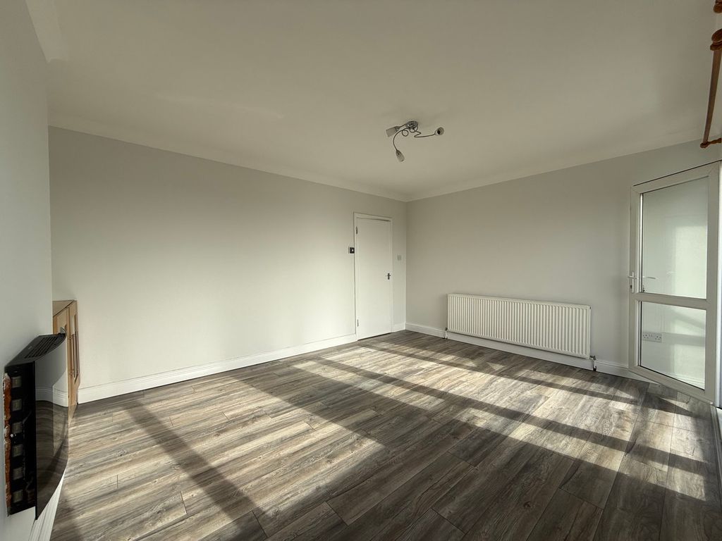 Additional image 9 of 2 bed flat for saleJoyce Close, Newport NP20