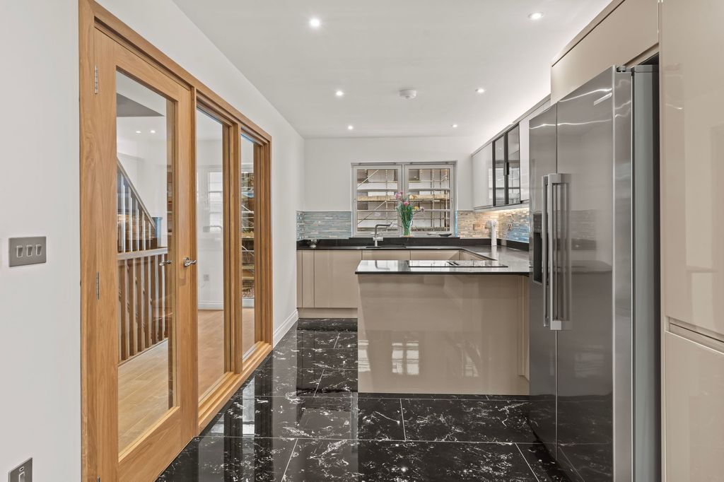 Additional image 25 of 3 bed property for saleCranworth Mews, St Helier JE2