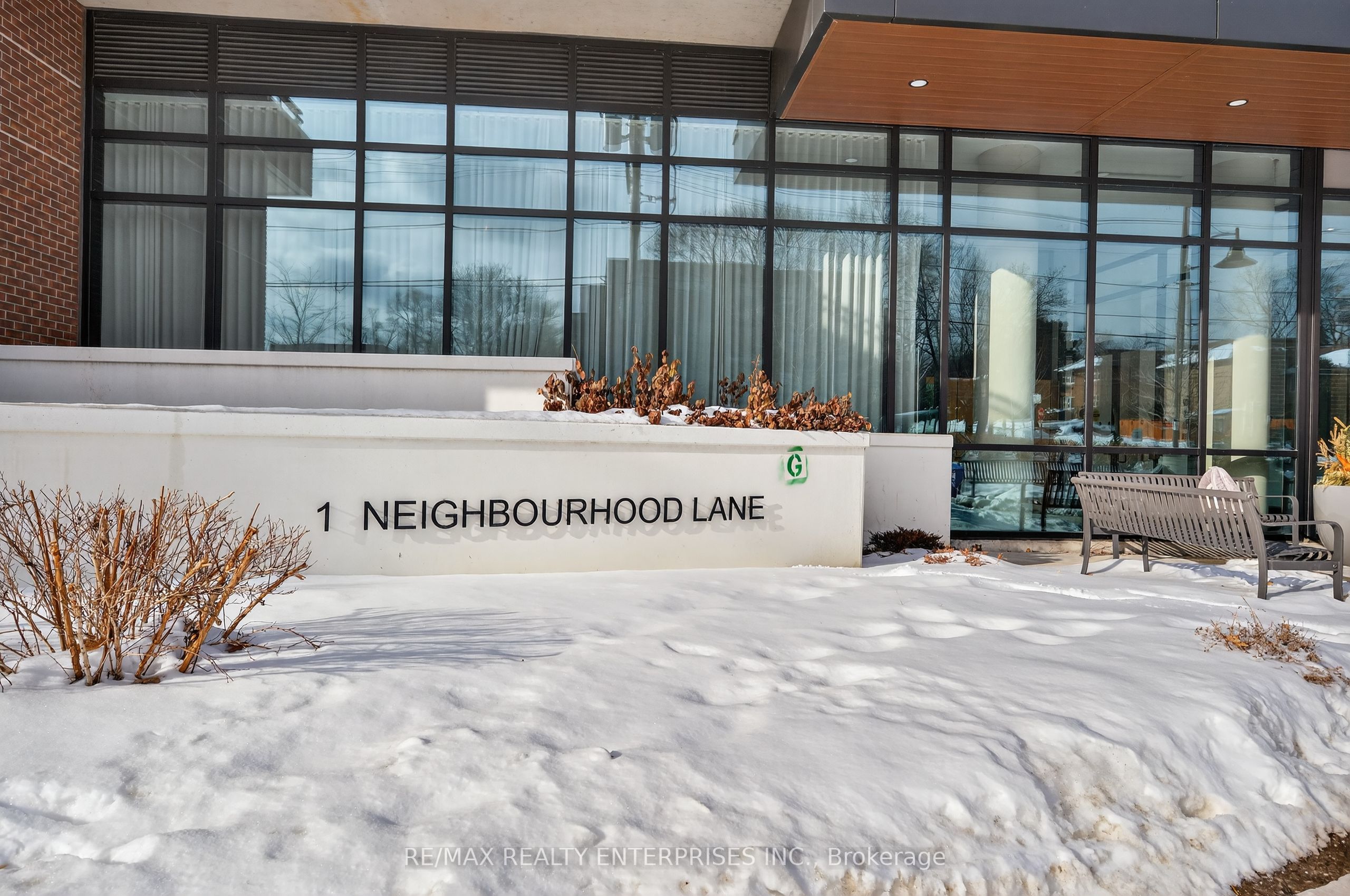 Additional image 3 of 401-1 Neighbourhood Lane, Toronto, ON, M8Y 0C2