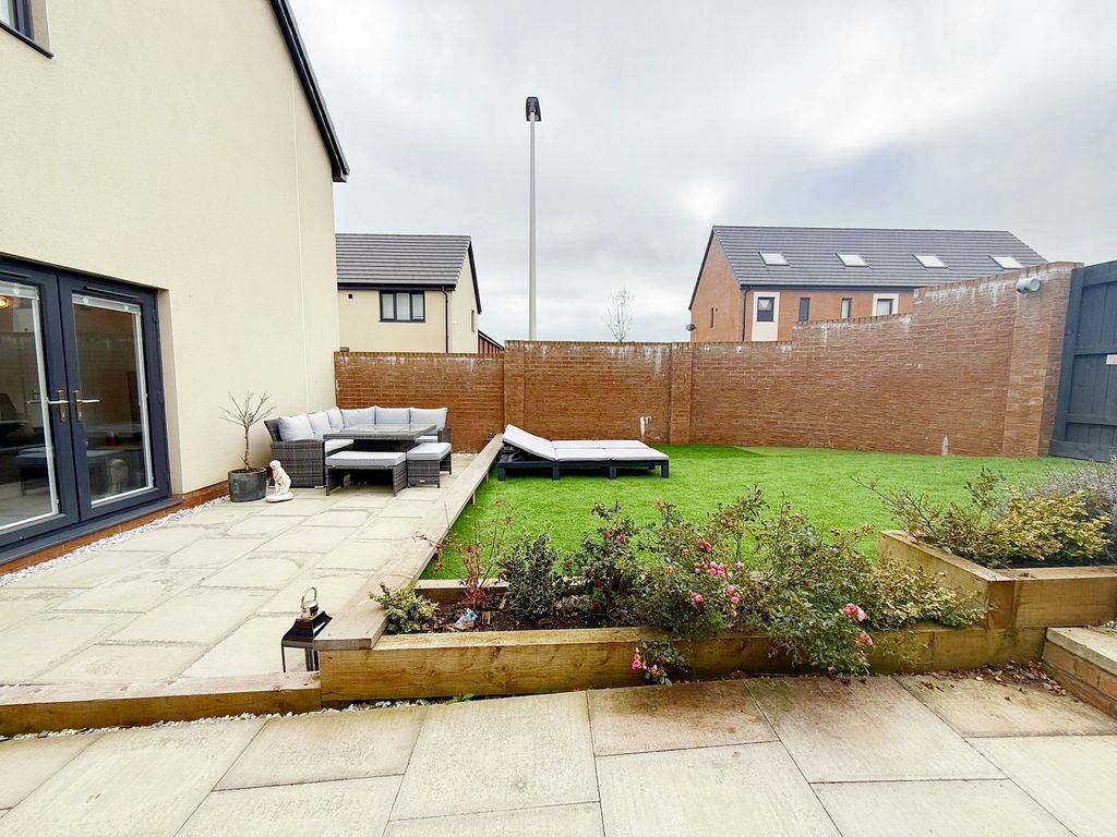 Additional image 29 of 3 bed detached house for saleGwern Gwynfael, Capel Llanilltern, Cardiff. CF5