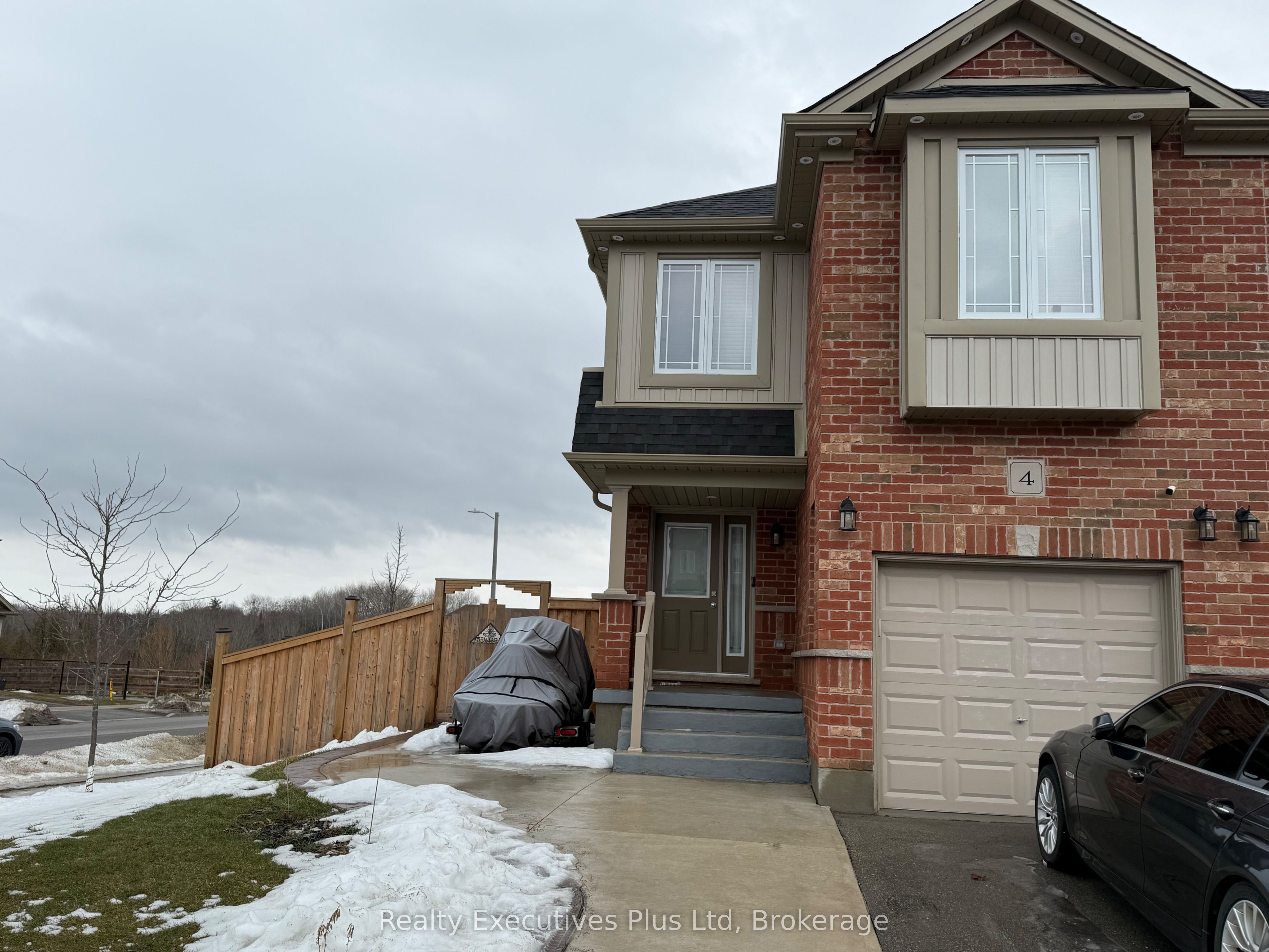 4 Ambrous Crescent, Guelph, ON, N1G 0G1