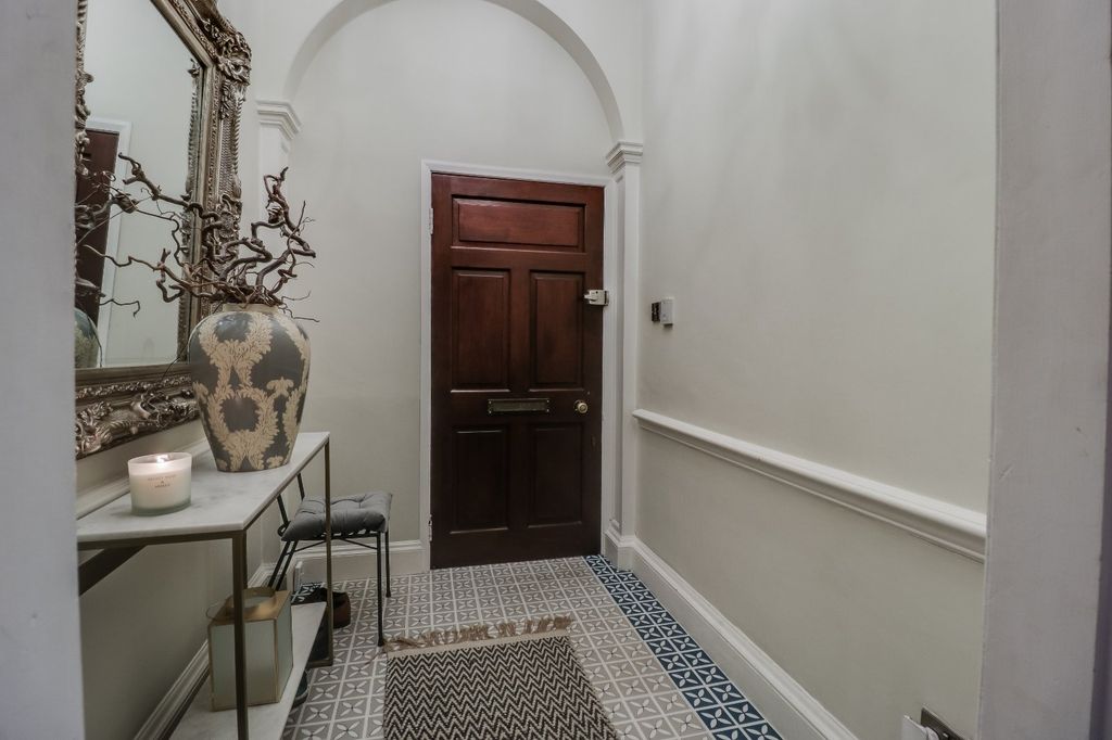 Additional image 5 of 3 bed flat for saleSt. Helens Lane, Adel, Leeds, West Yorkshire LS16