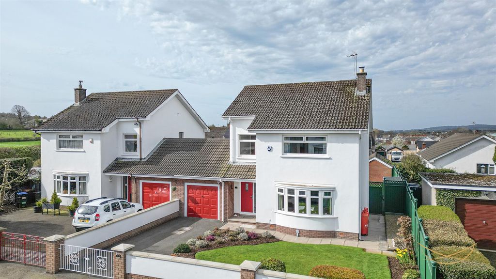 Additional image 2 of 4 bed link detached house for saleRegent Gardens, Ballyclare BT39