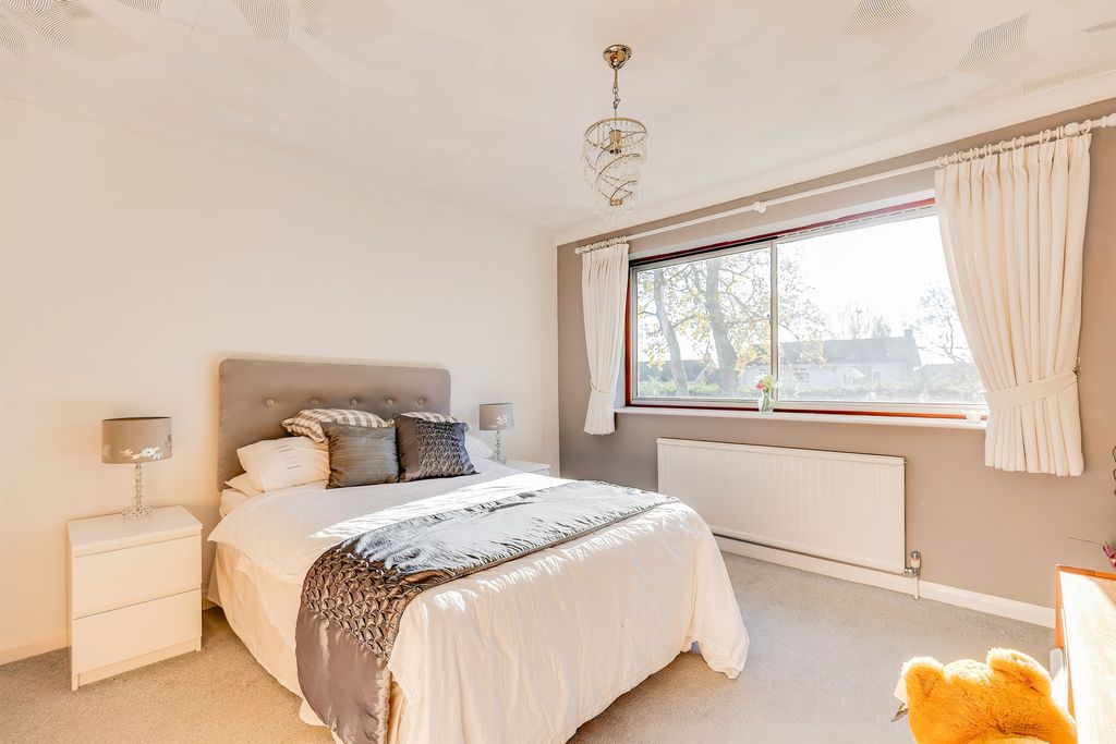 Additional image 13 of 4 bed detached house for saleHolly Grove, Lisvane, Cardiff CF14
