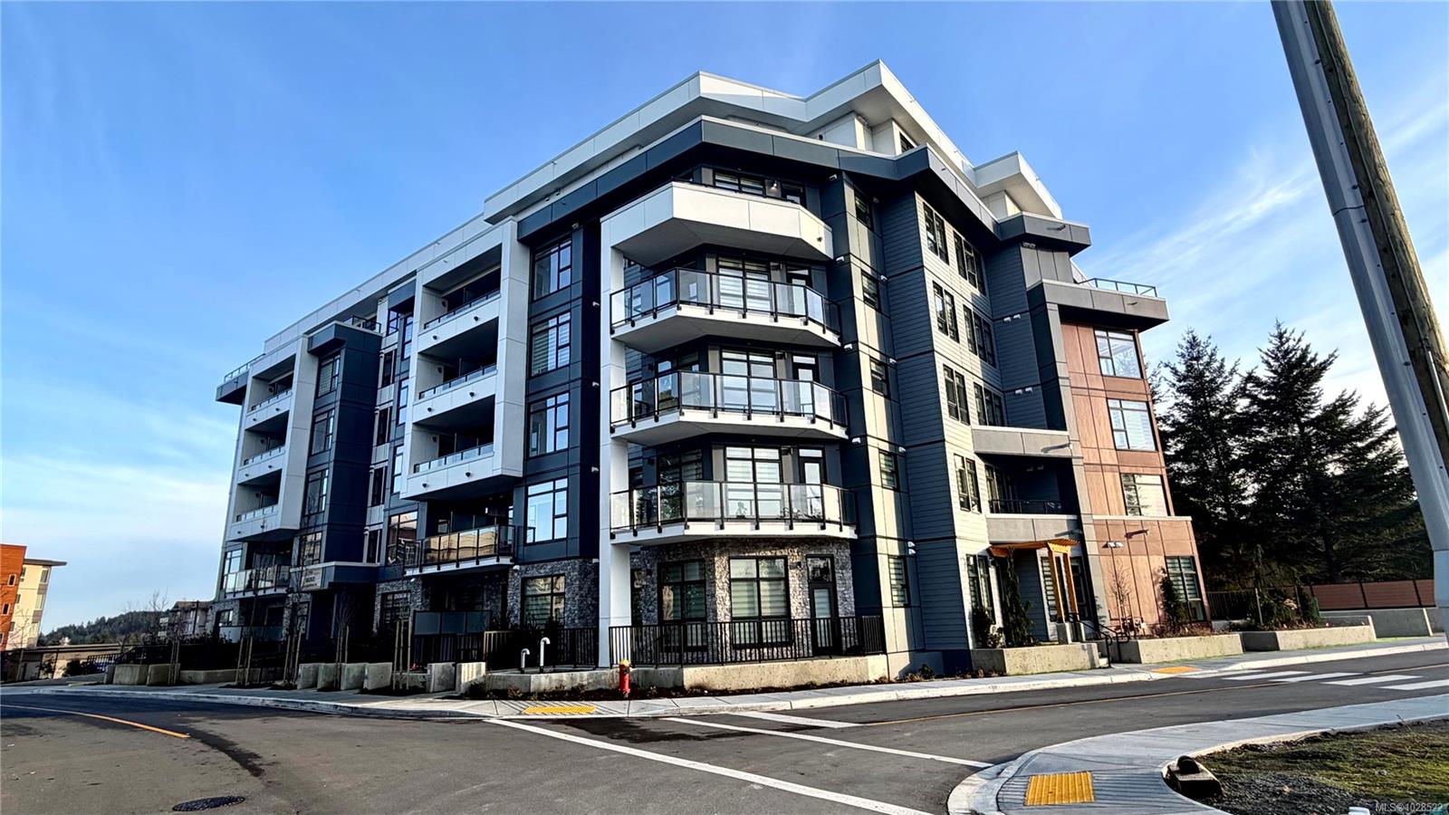 511-6320 Sentinal Drive, Nanaimo, BC, V9V 1W4