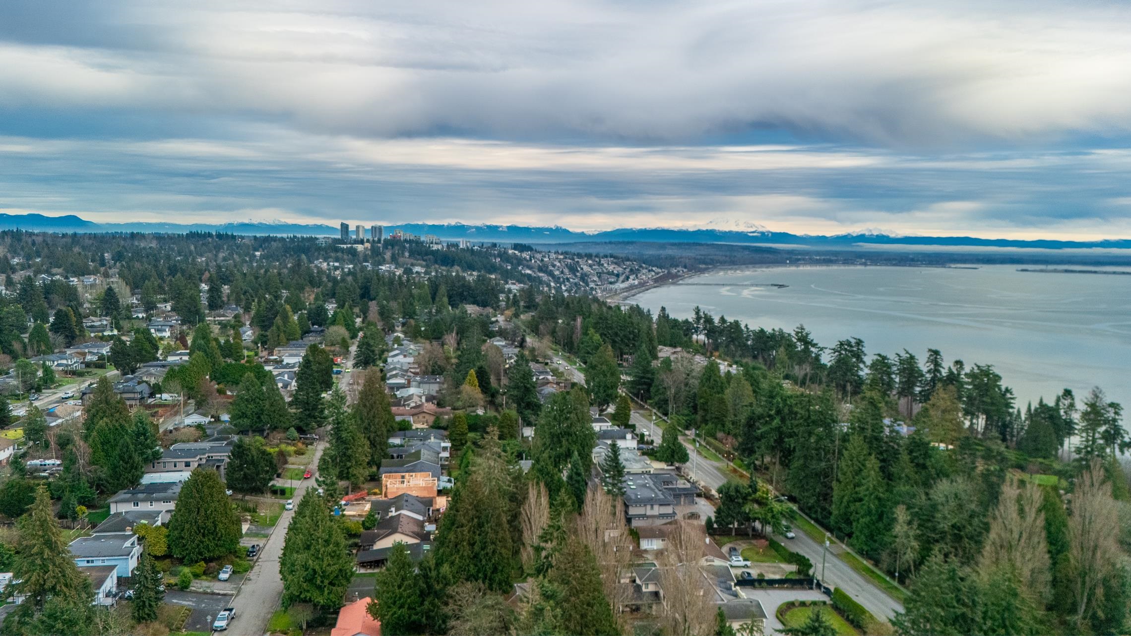 13600 Blackburn Avenue, White Rock, BC, V4B 2Y8