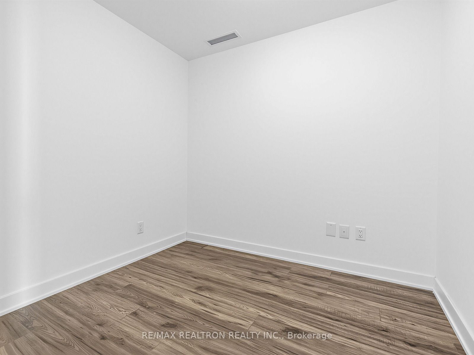 Additional image 6 of 406-681 Yonge Street SE, Barrie, ON, L4N 4E8