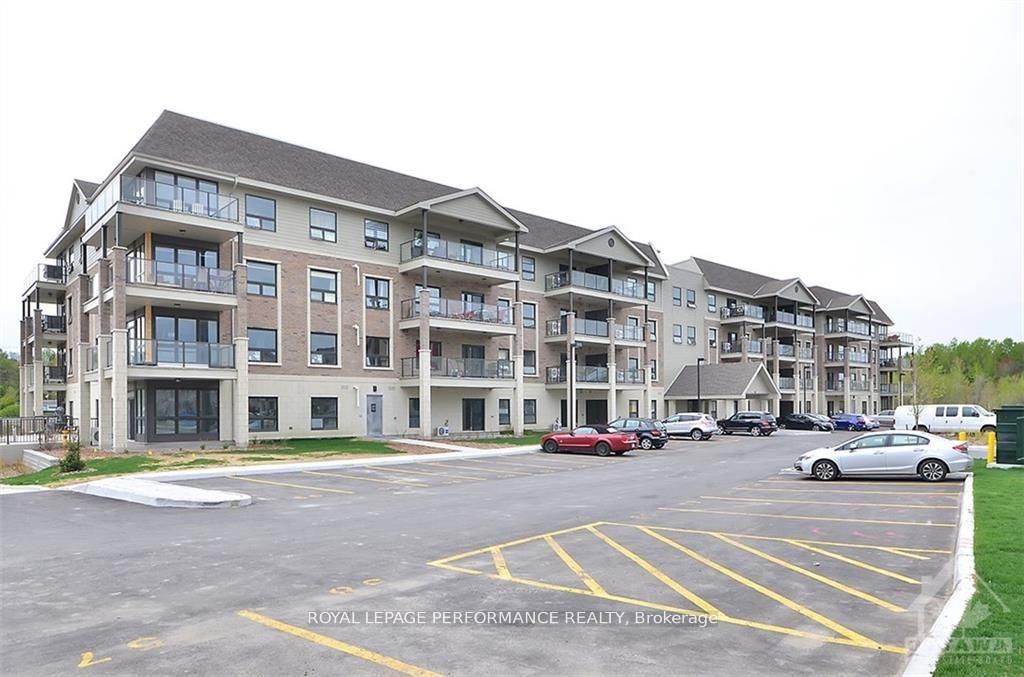 116-120 Prestige Circle, Ottawa, ON, K4A 1B4
