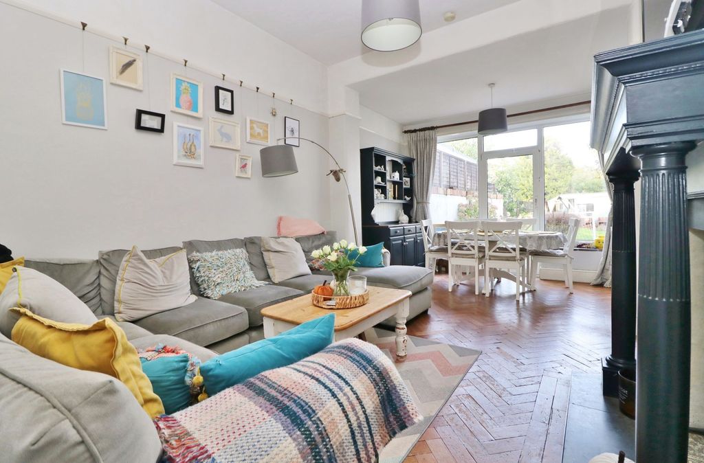 Additional image 4 of 3 bed semi-detached house for saleMoorhill Road, West End SO30