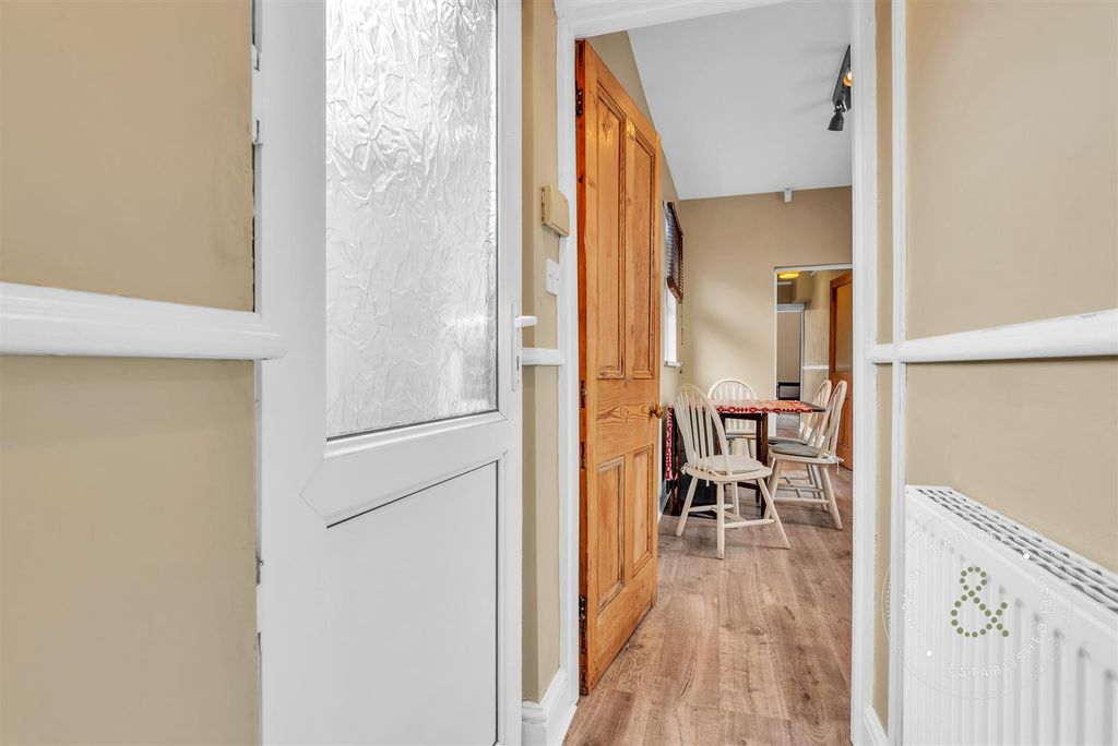 Additional image 8 of 1 bed flat for saleLeckwith Road, Leckwith, Cardiff CF11