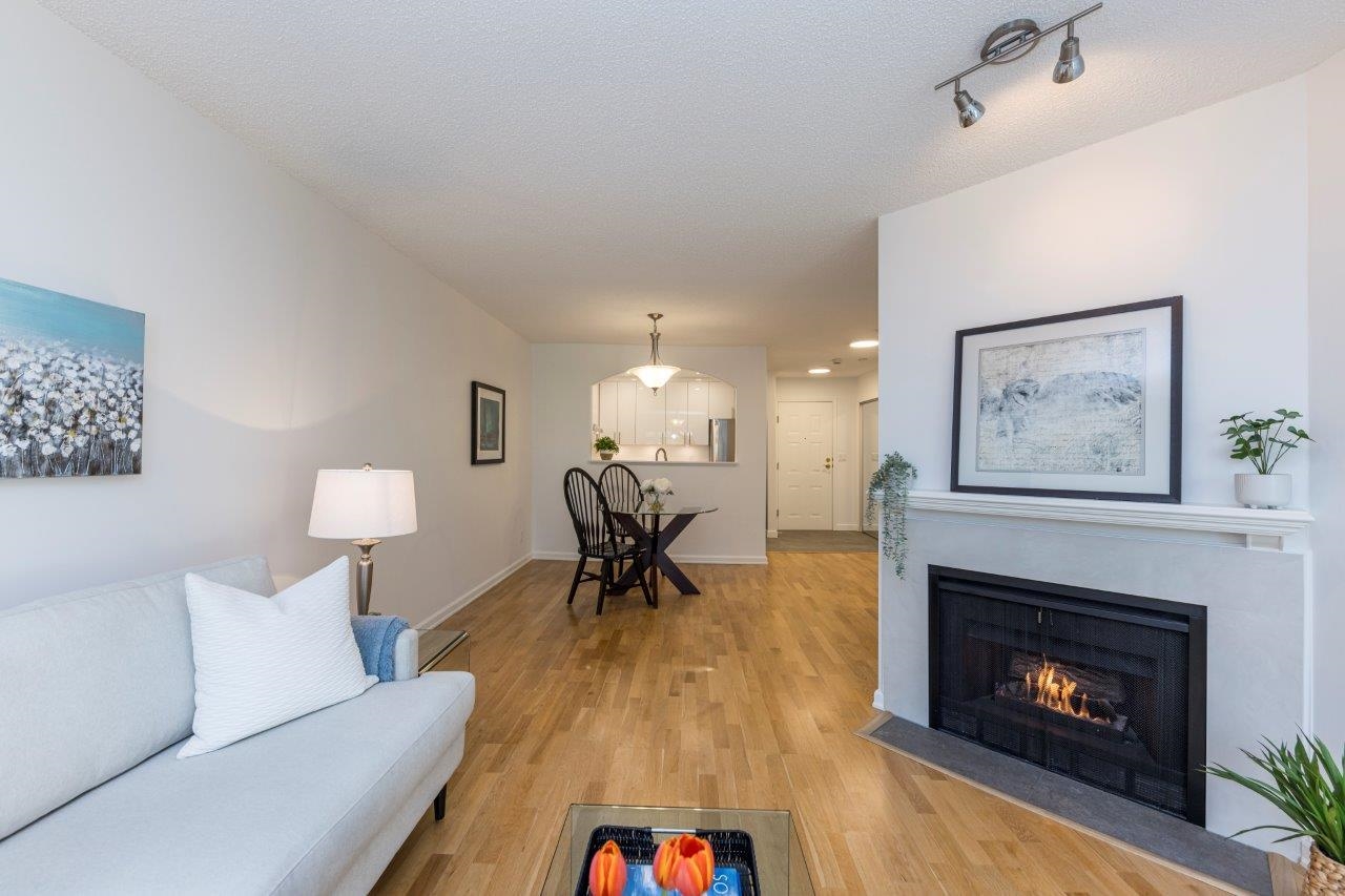 Additional image 3 of 201-2800 Chesterfield Avenue, North Vancouver, BC, V7N 4M1