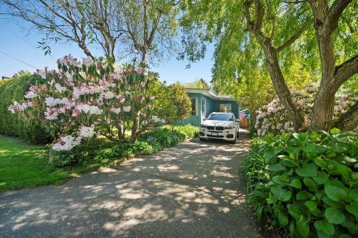 1056 Stevens Street, White Rock, BC, V4B 4X7