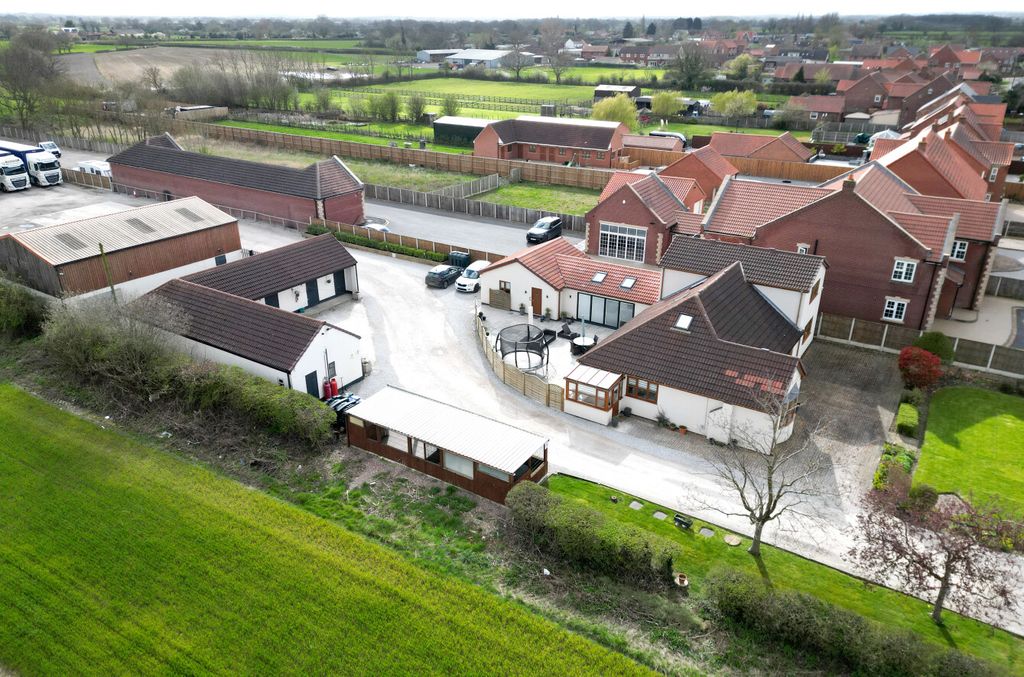 Additional image 26 of 5 bed detached house for saleMoss Road, Moss, Doncaster DN6
