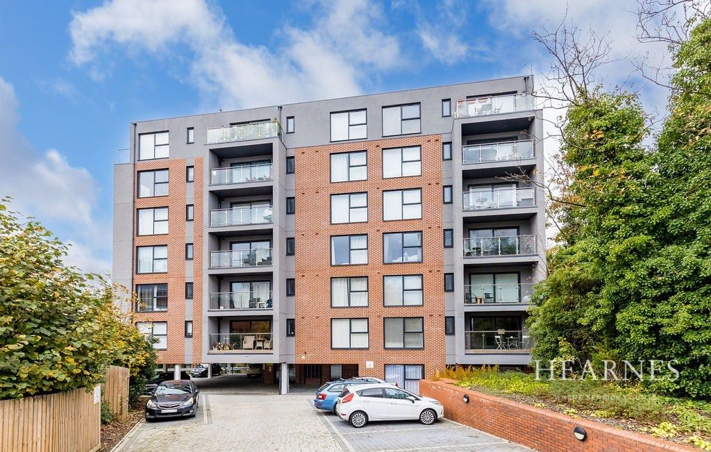 2 bed flat for saleWootton Mount, Bournemouth BH1