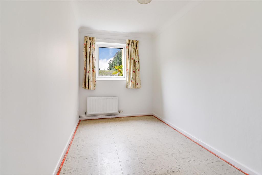 Additional image 9 of 2 bed semi-detached bungalow for saleSherbourne Court, Cambridge CB4