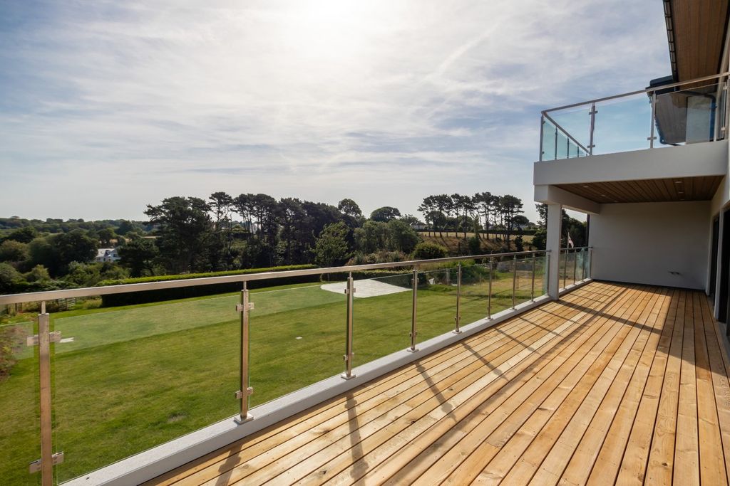 Additional image 12 of 6 bed detached house for saleSteam Mill Lane, St. Martin, Guernsey, Channel Islands GY4